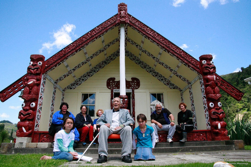 Rumah radisional Suku Maori, New Zealand
