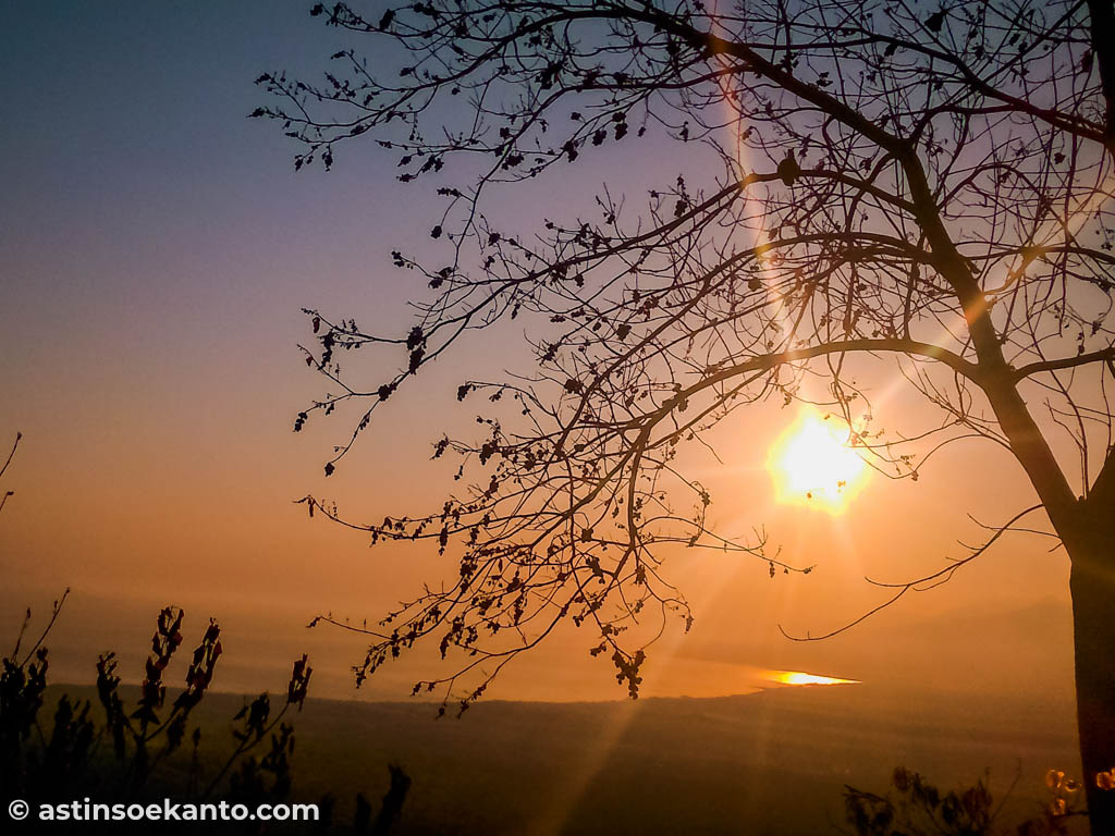 Sunrise di Bukit Bunda Maria
