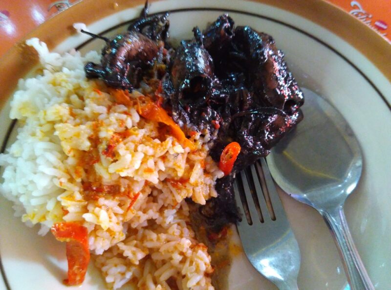 Cumi Hitam Warung Bu Anna