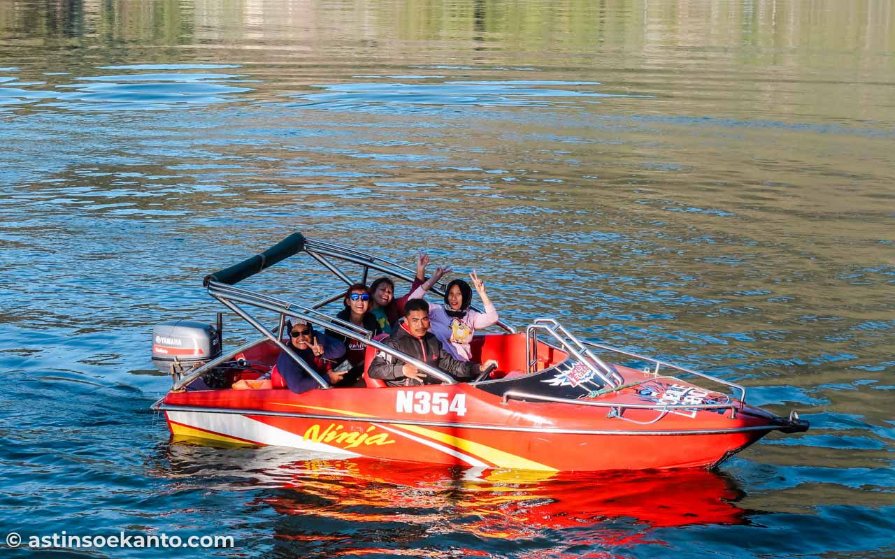 Speedboat-an bisa membangkitkan adrenalin